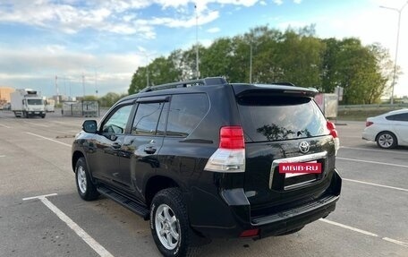 Toyota Land Cruiser Prado 150 рестайлинг 2, 2010 год, 2 600 000 рублей, 5 фотография