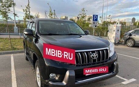Toyota Land Cruiser Prado 150 рестайлинг 2, 2010 год, 2 600 000 рублей, 8 фотография