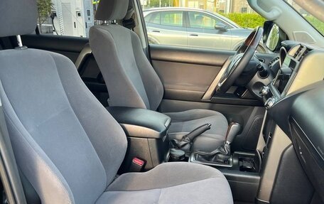 Toyota Land Cruiser Prado 150 рестайлинг 2, 2010 год, 2 600 000 рублей, 19 фотография