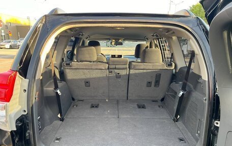 Toyota Land Cruiser Prado 150 рестайлинг 2, 2010 год, 2 600 000 рублей, 28 фотография