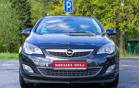 Opel Astra J, 2010 год, 850 000 рублей, 2 фотография