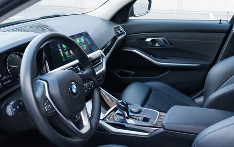 BMW 3 серия, 2020 год, 3 700 000 рублей, 18 фотография