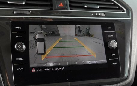 Volkswagen Tiguan II, 2019 год, 3 099 000 рублей, 13 фотография