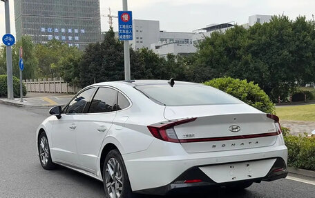 Hyundai Sonata VIII, 2021 год, 1 400 000 рублей, 6 фотография