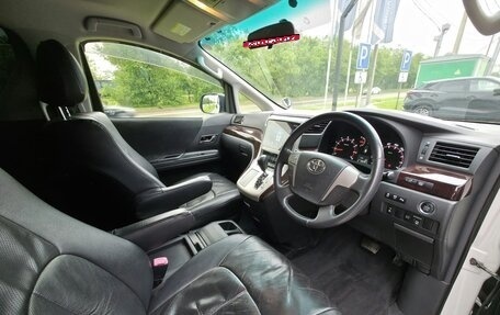 Toyota Vellfire I, 2011 год, 2 200 000 рублей, 10 фотография
