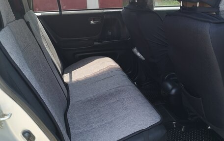 Toyota Kluger I, 2003 год, 1 280 000 рублей, 6 фотография