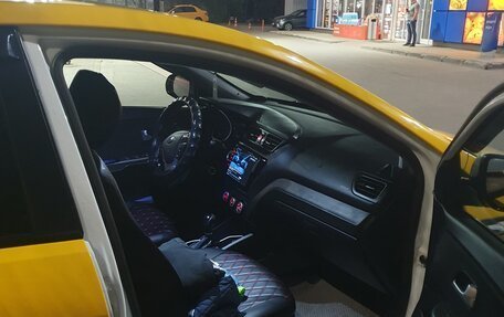 KIA Rio III рестайлинг, 2015 год, 600 000 рублей, 5 фотография