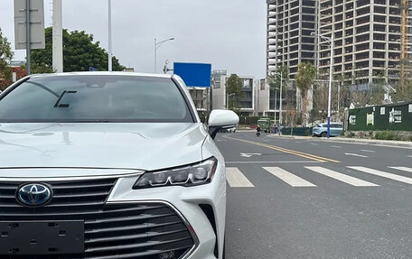 Toyota Avalon, 2022 год, 2 400 000 рублей, 3 фотография