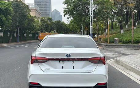 Toyota Avalon, 2022 год, 2 400 000 рублей, 23 фотография