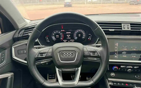 Audi Q3, 2021 год, 1 800 000 рублей, 13 фотография