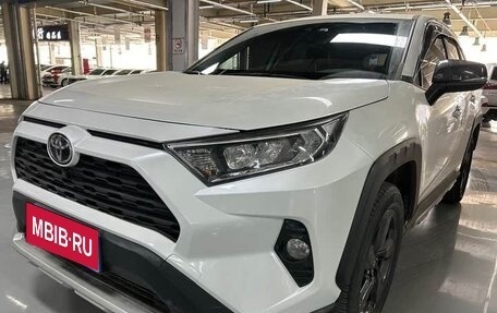 Toyota RAV4, 2022 год, 2 625 000 рублей, 1 фотография
