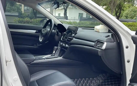 Honda Inspire, 2021 год, 1 790 000 рублей, 13 фотография