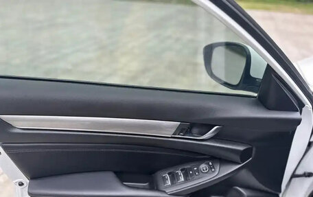 Honda Accord IX рестайлинг, 2021 год, 1 670 000 рублей, 4 фотография