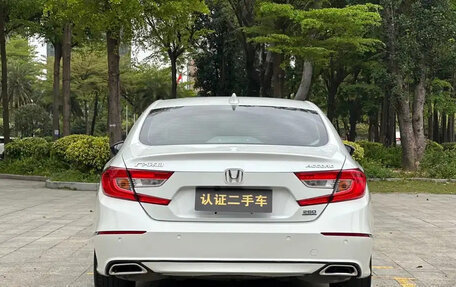 Honda Accord IX рестайлинг, 2021 год, 1 670 000 рублей, 14 фотография
