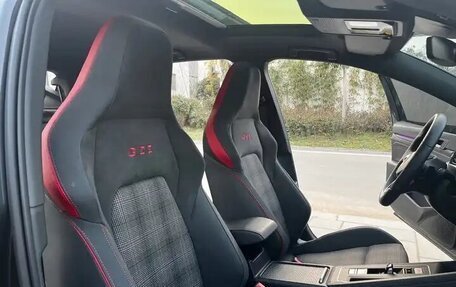 Volkswagen Golf GTI, 2022 год, 2 470 999 рублей, 11 фотография