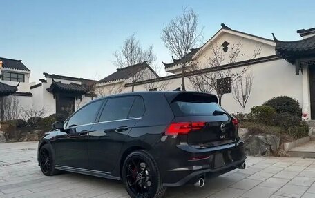 Volkswagen Golf GTI, 2022 год, 2 470 999 рублей, 2 фотография