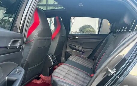 Volkswagen Golf GTI, 2022 год, 2 470 999 рублей, 15 фотография