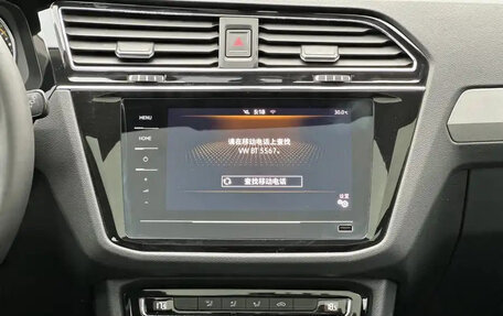 Volkswagen Tiguan II, 2021 год, 2 000 000 рублей, 12 фотография