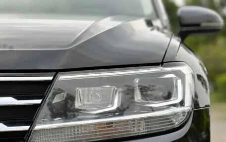 Volkswagen Tiguan II, 2021 год, 2 000 000 рублей, 20 фотография