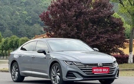 Volkswagen Passat CC, 2022 год, 2 300 000 рублей, 3 фотография