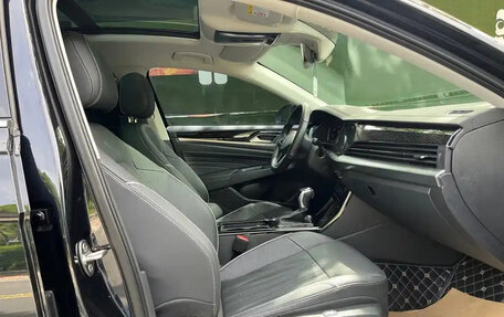 Volkswagen Passat B8 рестайлинг, 2022 год, 1 900 000 рублей, 29 фотография