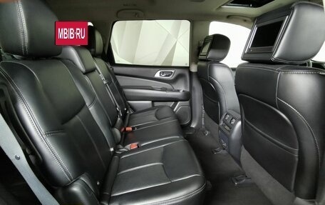 Nissan Pathfinder, 2015 год, 1 945 000 рублей, 12 фотография