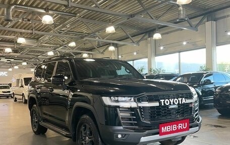 Toyota Land Cruiser, 2022 год, 11 890 000 рублей, 3 фотография