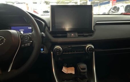 Toyota RAV4, 2022 год, 2 625 000 рублей, 10 фотография