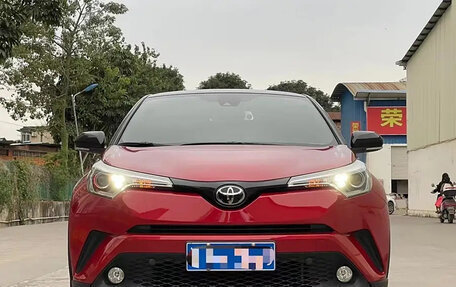 Toyota C-HR I рестайлинг, 2021 год, 1 500 000 рублей, 2 фотография