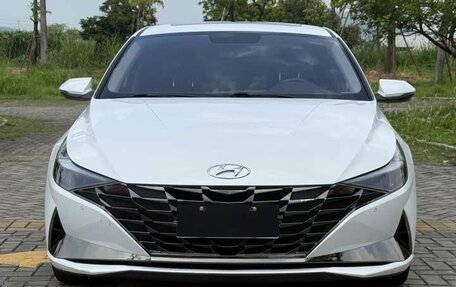 Hyundai Elantra, 2022 год, 1 563 000 рублей, 3 фотография