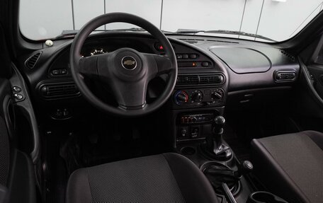 Chevrolet Niva I рестайлинг, 2018 год, 750 000 рублей, 6 фотография