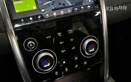 Land Rover Discovery Sport I рестайлинг, 2020 год, 2 590 000 рублей, 13 фотография
