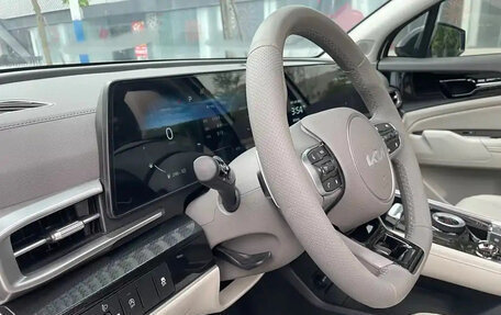 KIA Sportage IV рестайлинг, 2024 год, 2 400 000 рублей, 9 фотография