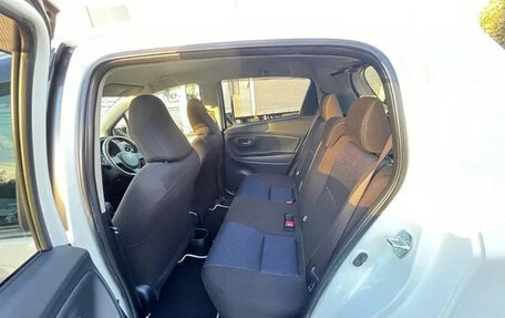Toyota Vitz, 2019 год, 760 131 рублей, 18 фотография