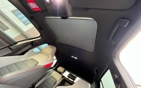 Volkswagen Golf GTI, 2022 год, 2 490 099 рублей, 10 фотография