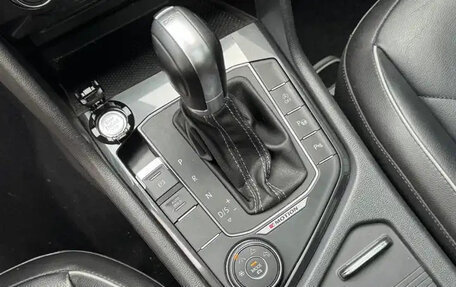 Volkswagen Tiguan II, 2021 год, 1 690 131 рублей, 21 фотография