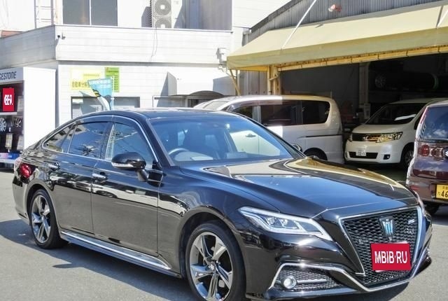 Toyota Crown, 2021 год, 2 490 000 рублей, 3 фотография