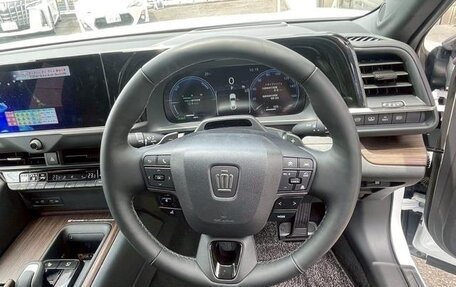 Toyota Crown, 2024 год, 5 990 007 рублей, 13 фотография