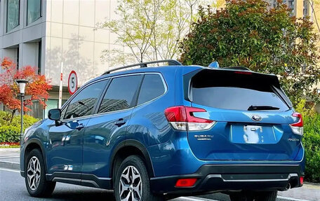 Subaru Forester, 2022 год, 2 300 000 рублей, 4 фотография