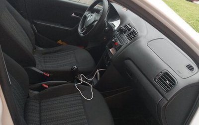 Volkswagen Polo VI (EU Market), 2017 год, 499 996 рублей, 1 фотография