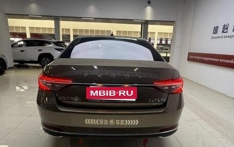 Skoda Superb III рестайлинг, 2021 год, 1 900 012 рублей, 5 фотография