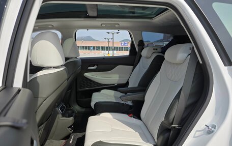 Hyundai Santa Fe IV, 2022 год, 2 300 000 рублей, 16 фотография