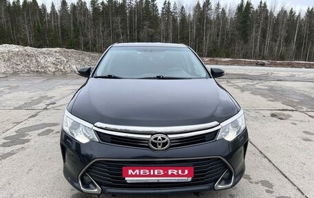 Toyota Camry, 2016 год, 2 170 000 рублей, 2 фотография