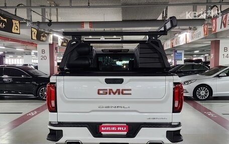 GMC Sierra, 2023 год, 7 752 000 рублей, 13 фотография