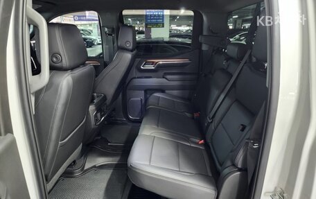 GMC Sierra, 2023 год, 7 752 000 рублей, 25 фотография