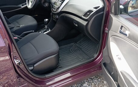 Hyundai Solaris II рестайлинг, 2012 год, 900 000 рублей, 14 фотография