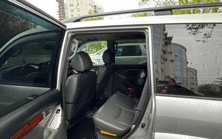 Toyota Land Cruiser Prado 120 рестайлинг, 2004 год, 1 650 000 рублей, 2 фотография