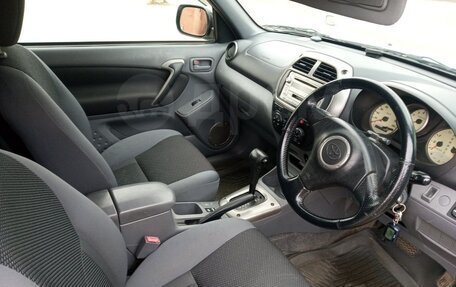 Toyota RAV4, 2001 год, 700 000 рублей, 7 фотография