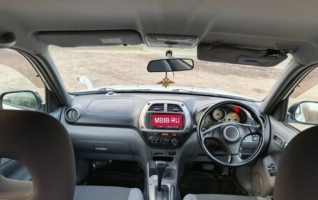 Toyota RAV4, 2001 год, 700 000 рублей, 6 фотография