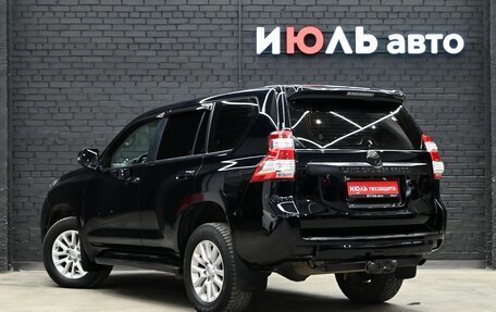 Toyota Land Cruiser Prado 150 рестайлинг 2, 2014 год, 3 750 000 рублей, 4 фотография